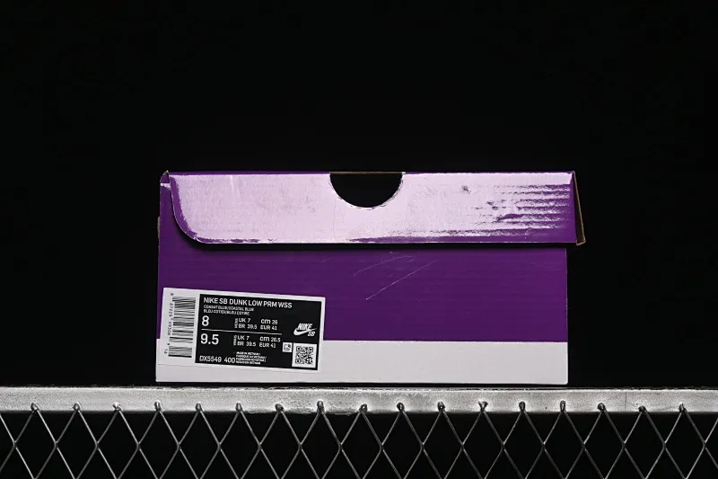 All Categories Nk SB Dunk Series Nk SB Dunk Low Low-top sneakers Nike SB Dunk Low Scratch Blue Chicken SB low-top sports and leisure sneakers DX5549-400